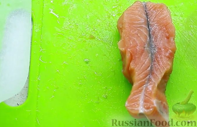 Фото: Шаг 11: Запечь семгу в сливочном соусе в духовке в течение 20 минут