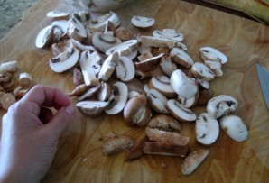 Говядина с овощами и грибами - фото шаг 4