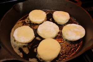 Блинчики из картофельного пюре  - фото шаг 9