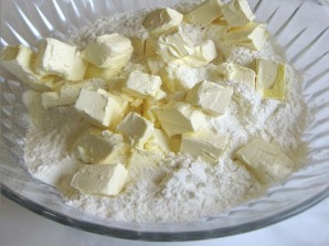 Пирог на маргарине с вареньем - фото шаг 1