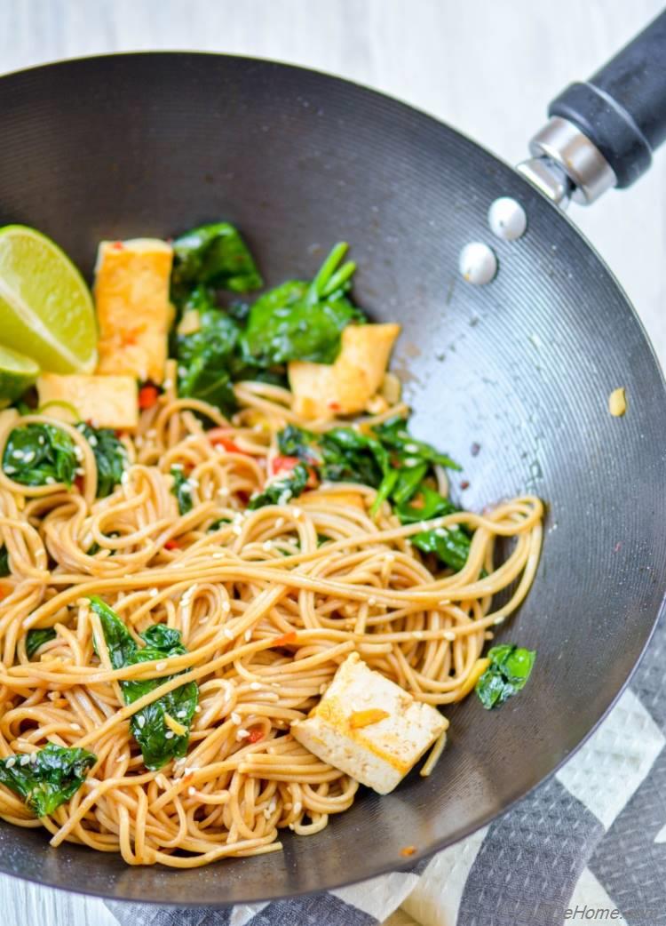 Buckwheat Soba Noodles with garlicky spinach and coconut lime tofu 