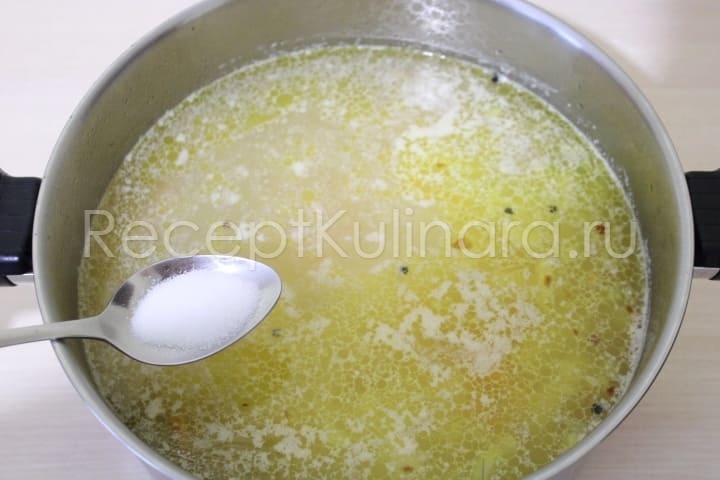 Куриный суп с вермишелью и картошкой