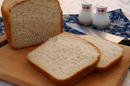 Фото рецепта Хлеб на сыворотке с овсяными хлопьями и смальцем в хлебопечке