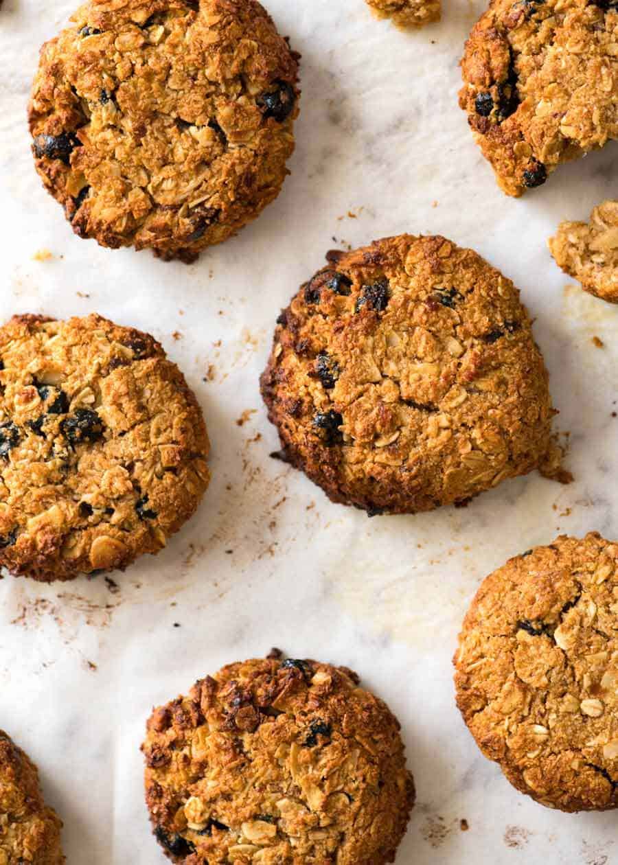 Overhead photo of Healthy Oatmeal Cookies (Breakfast Cookies!)